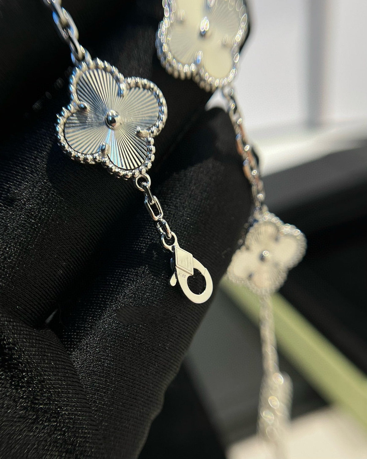 [OrnoraJewelry] CLOVER 5 MOTIF LASER BRACELET COLLECTION