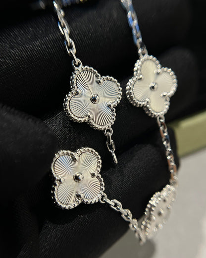 [OrnoraJewelry] CLOVER 5 MOTIF LASER BRACELET COLLECTION