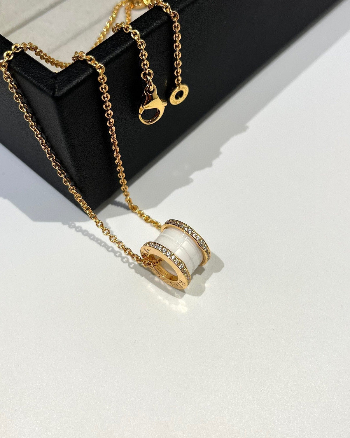 [OrnoraJewelry]ZERO 1 WHITE CERAMIC DIAMOND PINK GOLD NECKLACE